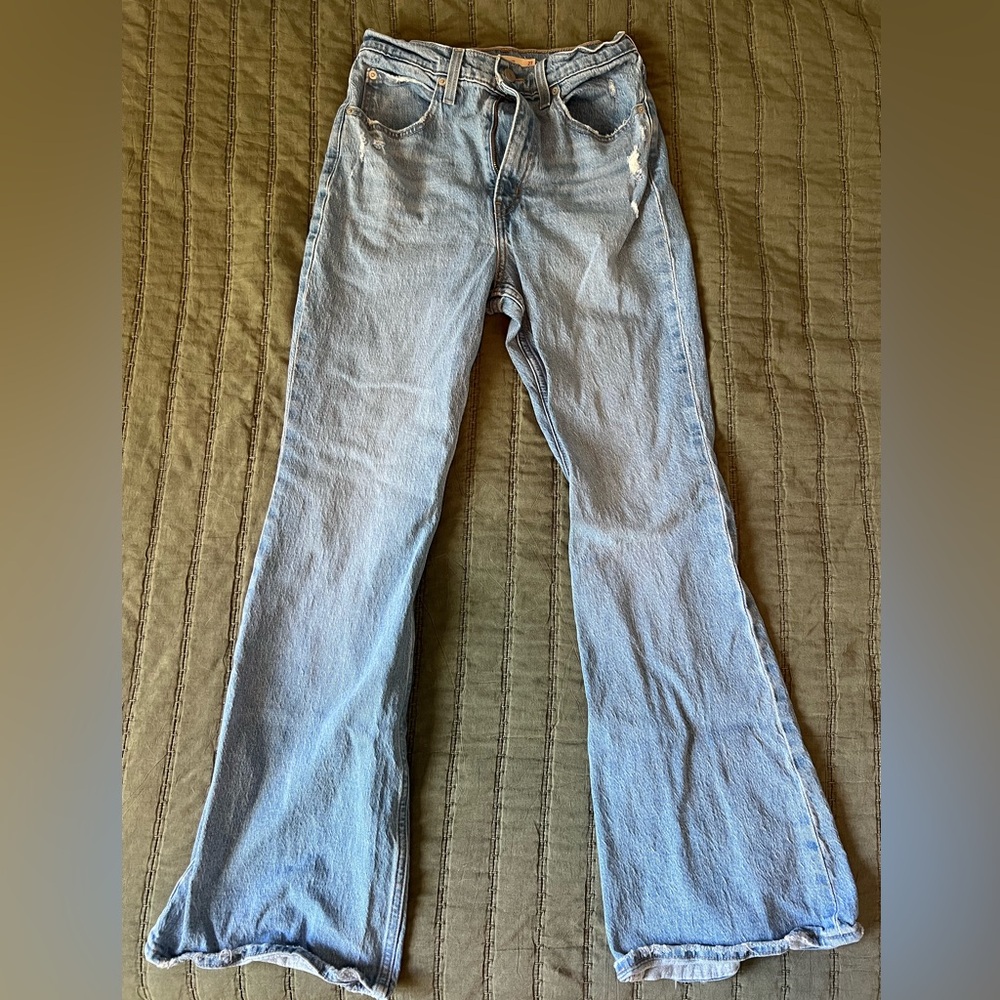 Levi’s Premium 70s High Flare Jeans size 27